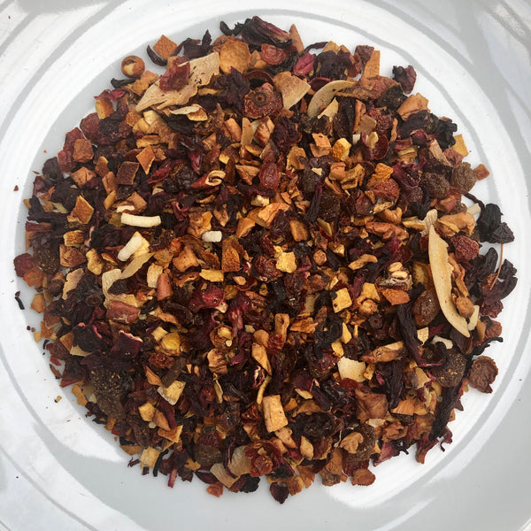 This fruit infusion has a delicious aroma and taste of the classic Austrian dessert, Apple Strudel. 